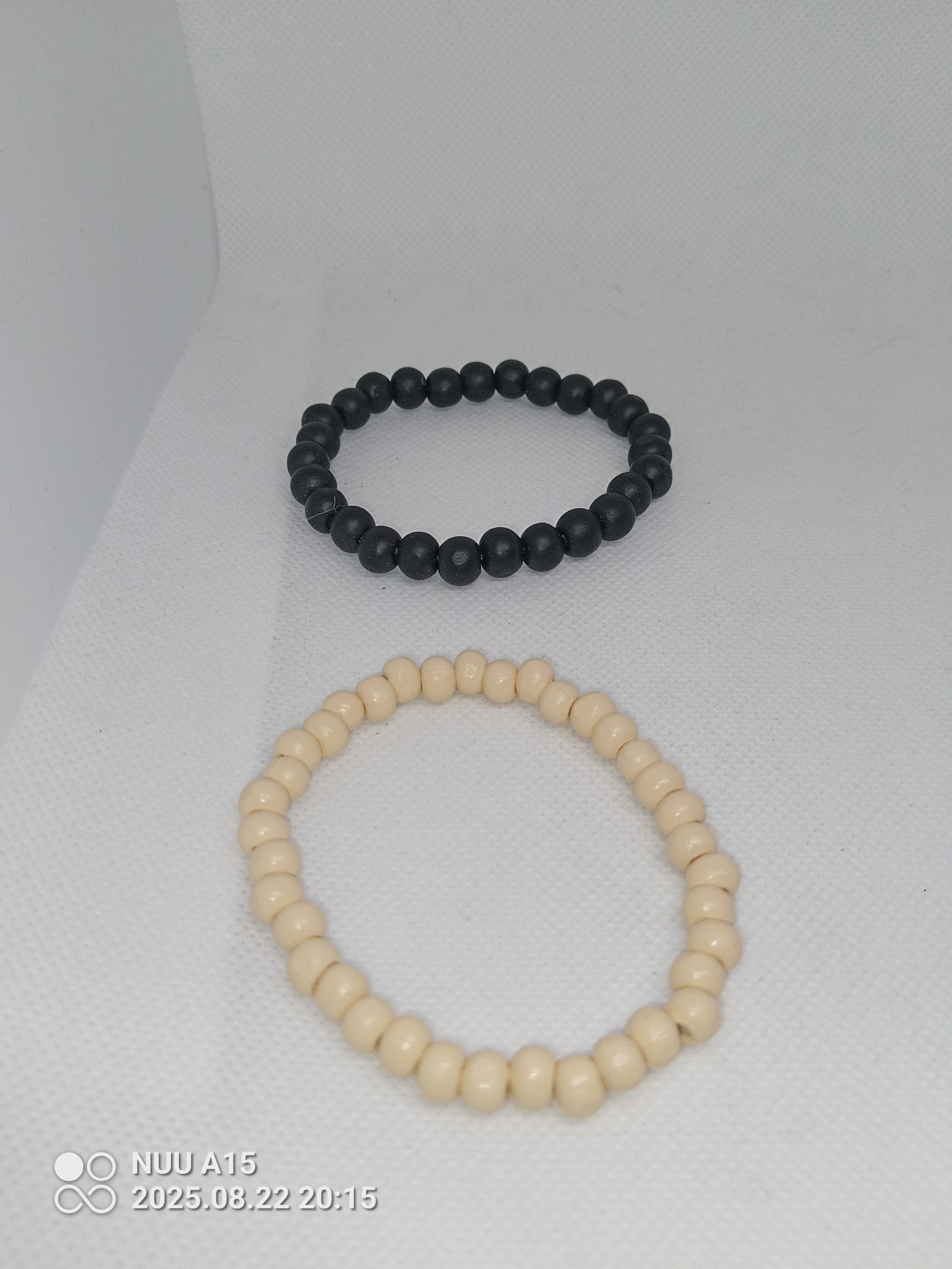 Natural Contrast Wooden Bead Bracelets Set – Matte Black & Glossy Tan