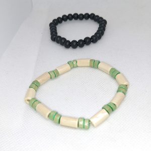 Earthy Vibes Wood Bead Bracelet Set – Black & Mint Natural Tones