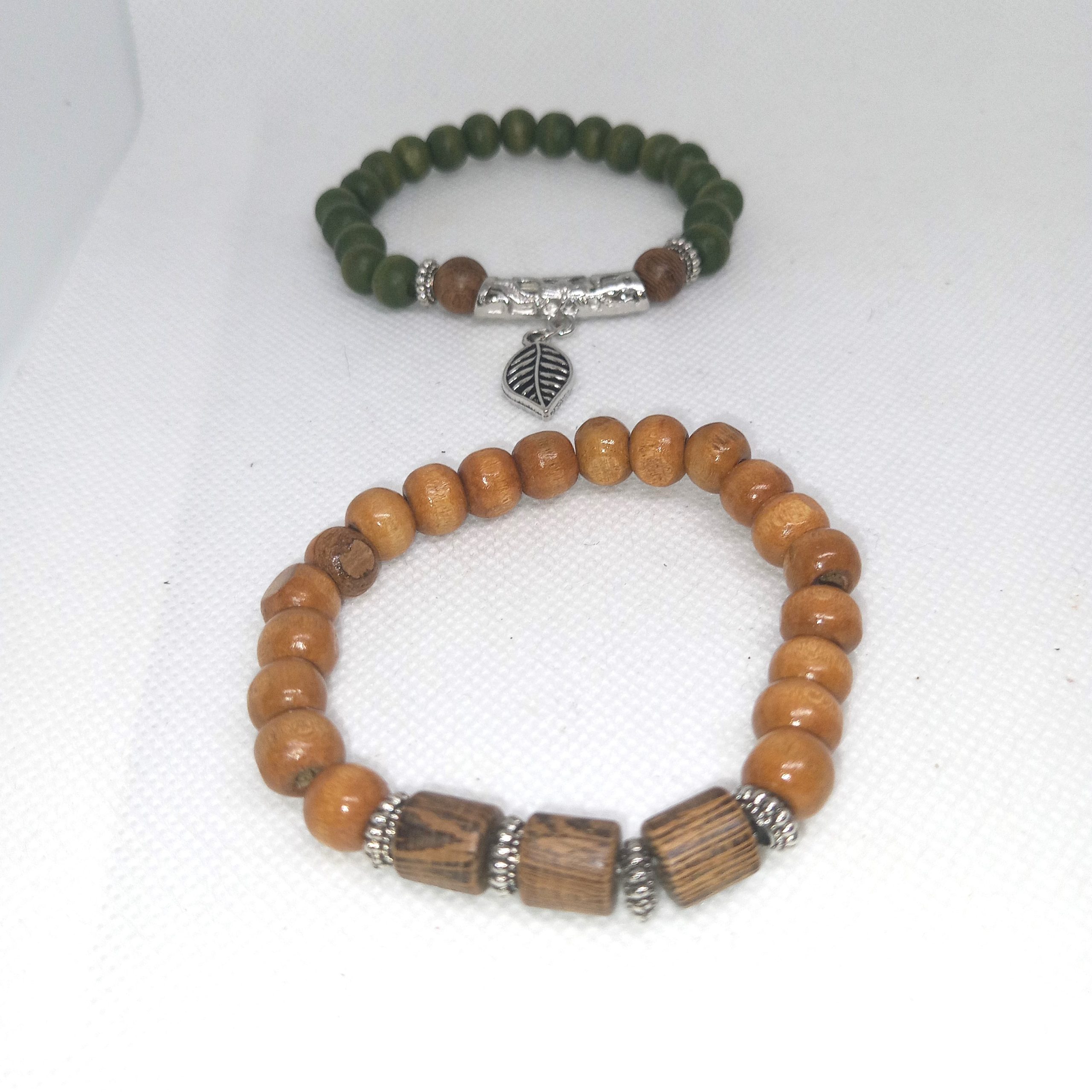 Rustic Nature Green Leaf & Sandwood Charm Bracelet Set - Image 2