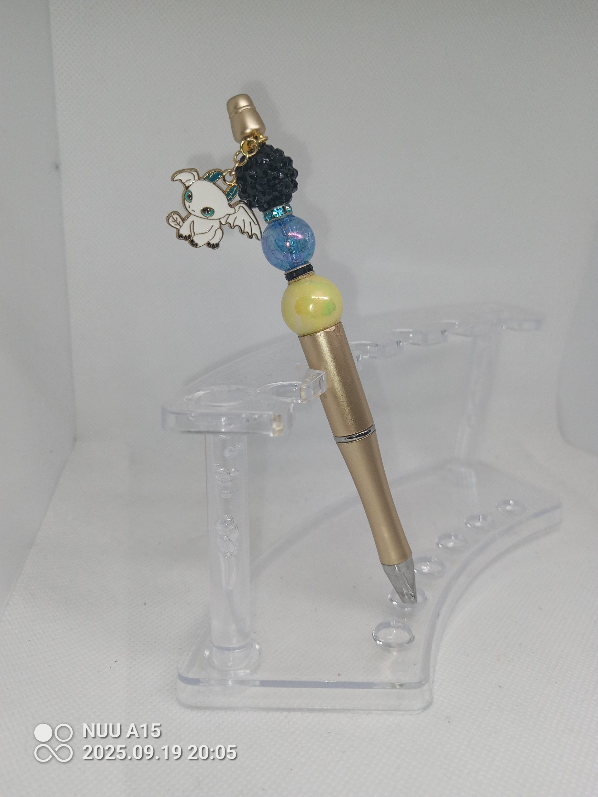 Golden Bubble Gum Bead Pen Light Fury Dragon Charm - Image 3